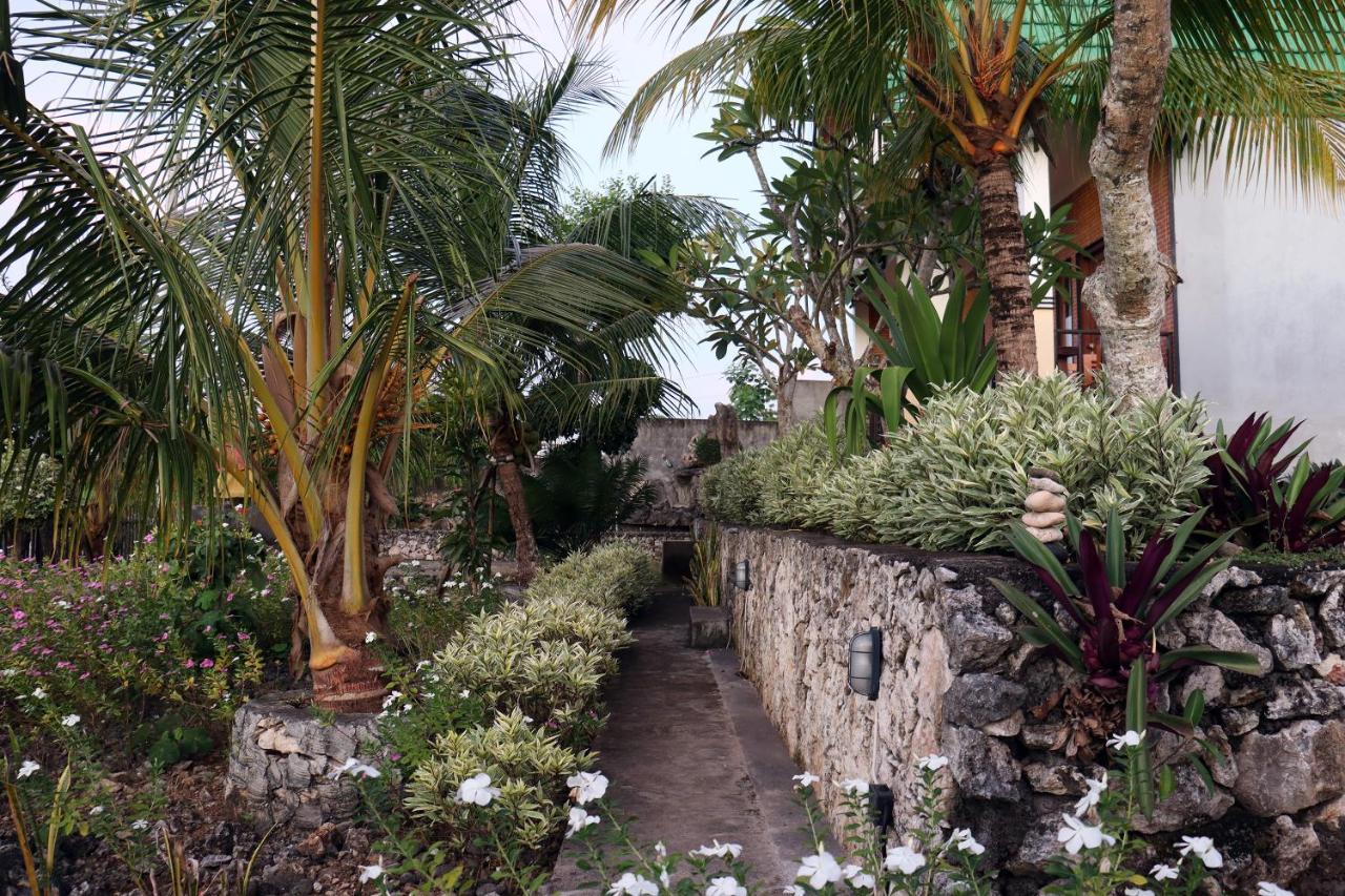Sunny Point Penida Hotel Ped Exterior photo