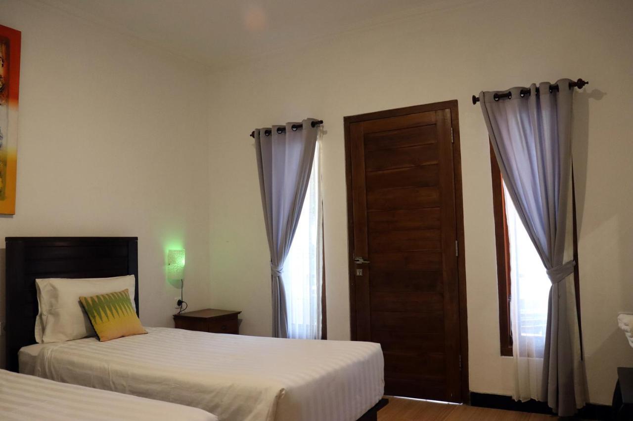 Sunny Point Penida Hotel Ped Exterior photo